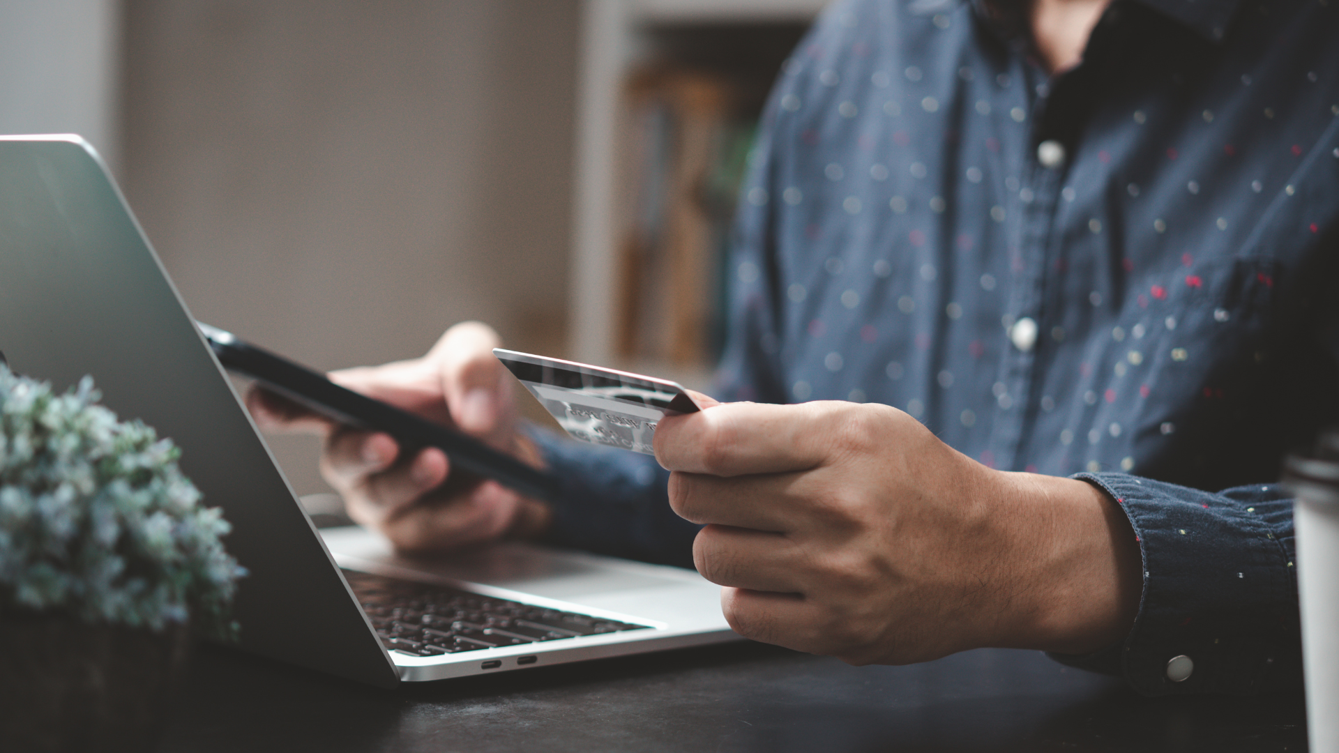 Beneficios de la modernización de aplicaciones bancarias para la experiencia del cliente